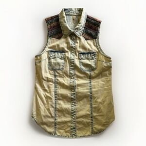 BKE‎ Buckle Denim Vest Womens S Light Wash Southwestern Boho Pearl Snap Up Top